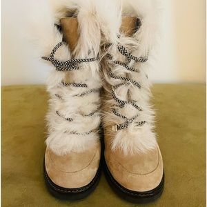 Stuart Weitzman boots women 9 Beige and fox faux fur Mojave suede used